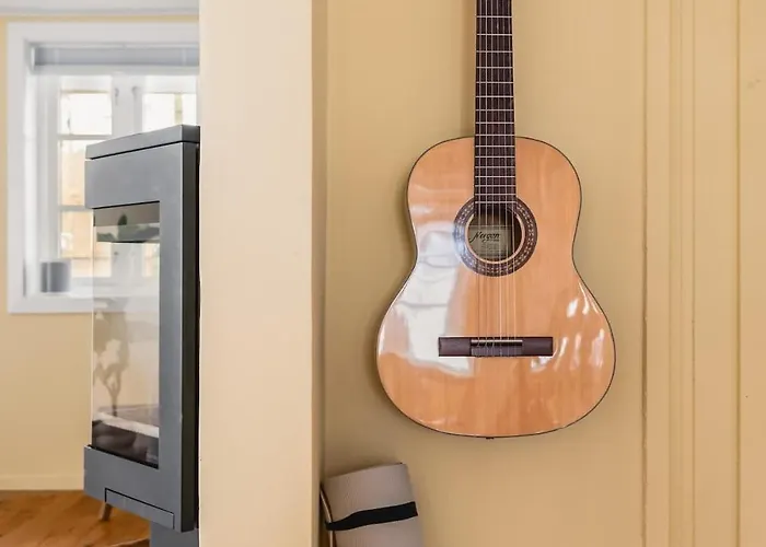 Dinbnb Homes I Bergen's #1 I Jacuzzi & Fireplace & Balcony