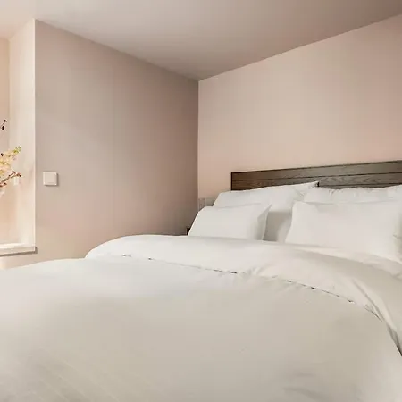 Dinbnb Homes I Bergen's #1 I Jacuzzi & Fireplace & Balcony *