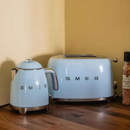 Dinbnb Homes I Bergen's #1 I Jacuzzi & Fireplace & Balcony Semesterbostad