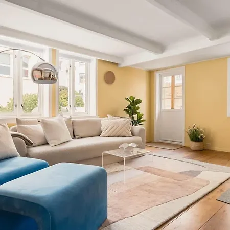 Dinbnb Homes I Bergen's #1 I Jacuzzi & Fireplace & Balcony