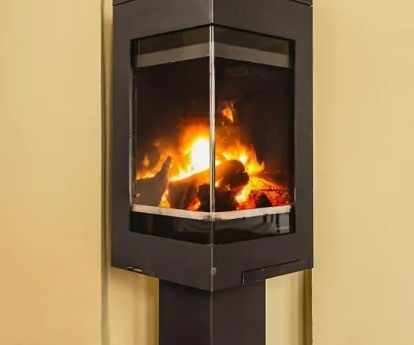 Dom wakacyjny Dinbnb Homes I Bergen's #1 I Jacuzzi & Fireplace & Balcony *