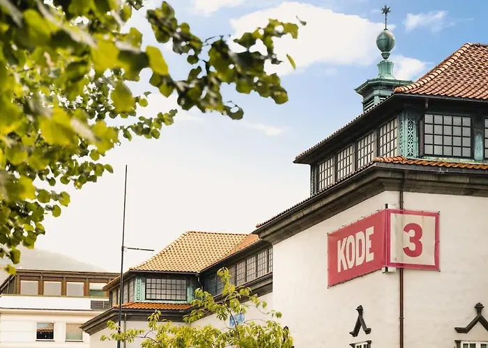 Dom wakacyjny Dinbnb Homes I Bergen's #1 I Jacuzzi & Fireplace & Balcony