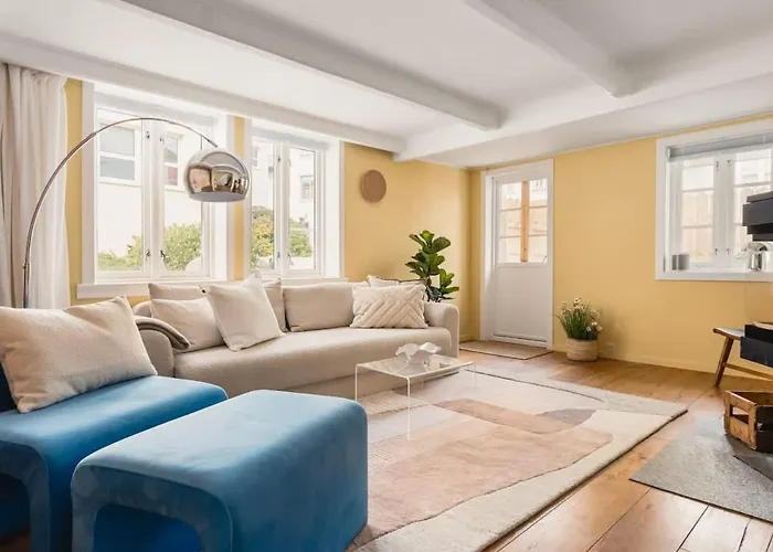 Dinbnb Homes I Bergen's #1 I Jacuzzi & Fireplace & Balcony