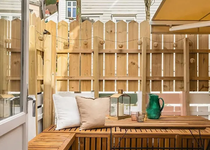 Dom wakacyjny Dinbnb Homes I Bergen's #1 I Jacuzzi & Fireplace & Balcony