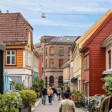 Dinbnb Homes I Bergen's #1 I Jacuzzi & Fireplace & Balcony Hébergement de vacances Bergen